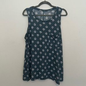 Old Navy green tank with floral design size XL